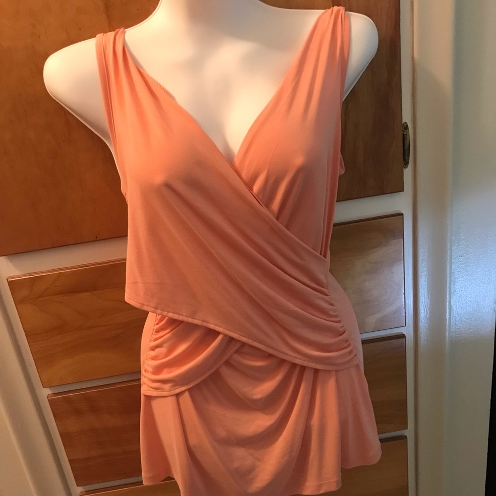 Aglow maternity top sleeveless